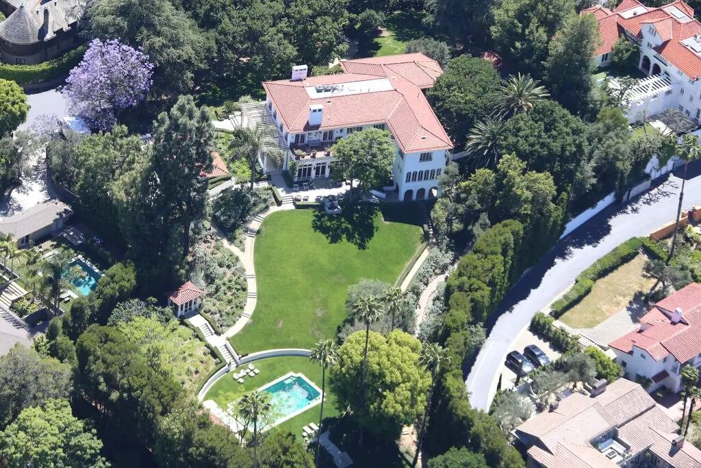 Angelina Jolie pone a la venta su mansión en Los Ángeles por casi 30 millones de dólares
