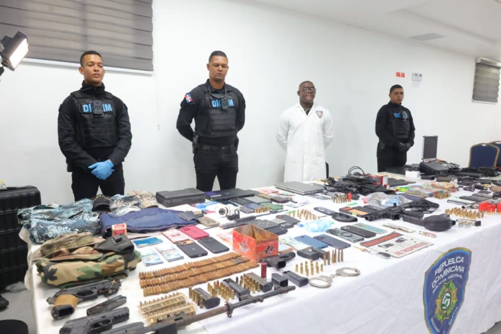 Armas ocupadas durante el allanamiento
