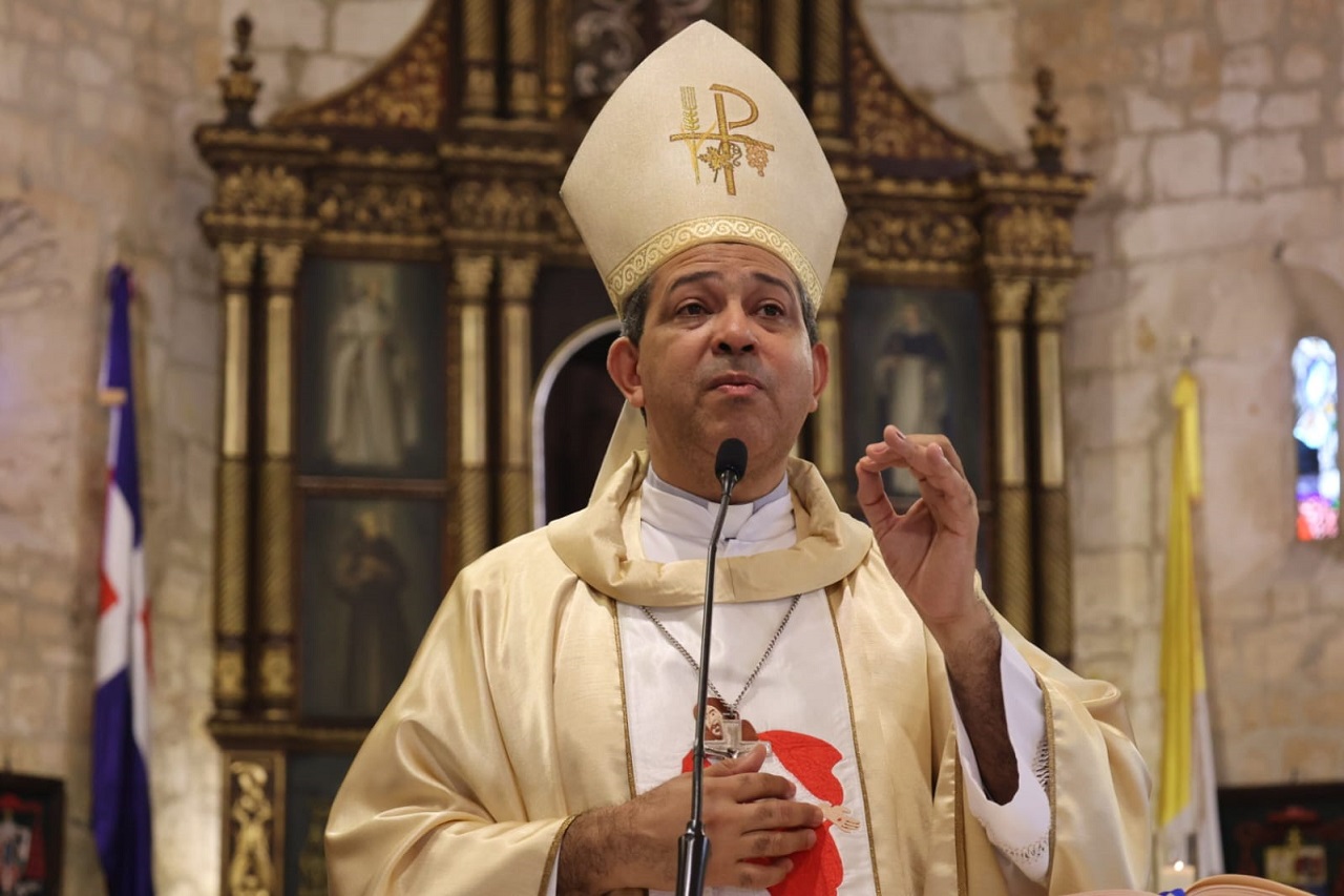 Arzobispo coadjutor de Santo Domingo será recibido por el papa León XIV el mismo día de presentación de su primera encíclica sobre inteligencia artificial
