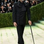 Bad Bunny se disfraza de anciano para la Met Gala