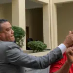 Bofetón le costó RD$300 mil a comunicador que agredió a familiar de víctima del Jet Set