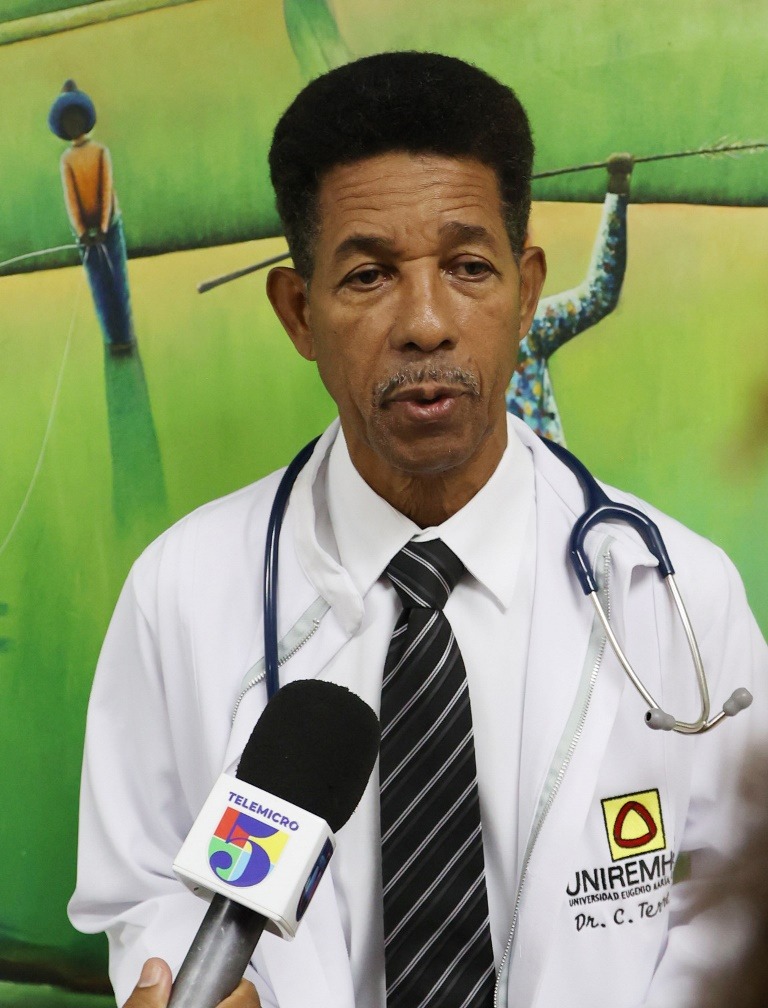 Infectólogo Clemente Terrero.