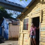 Casi la mitad de los hogares dominicanos están encabezados por mujeres