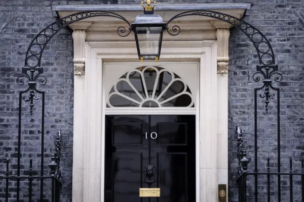 Residencia oficial del Primer Ministro británico en el número 10 de Downing Street, Londres.