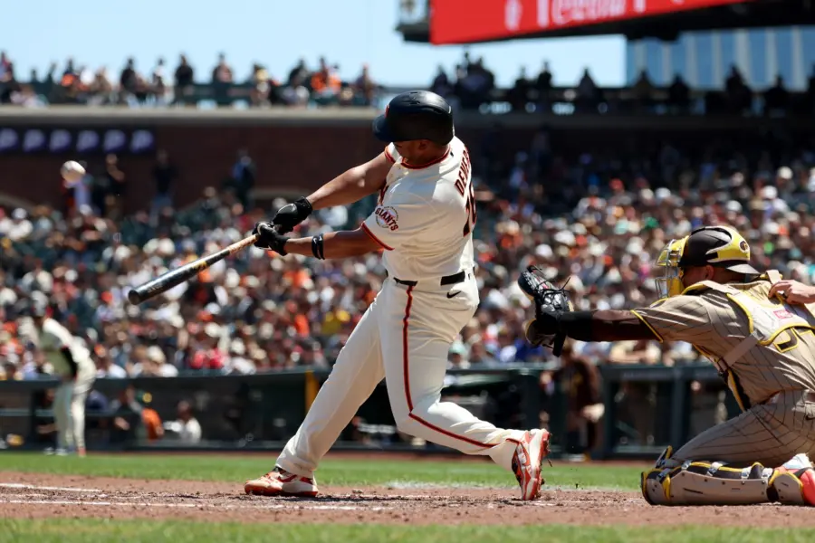 Padres Giants Baseball
