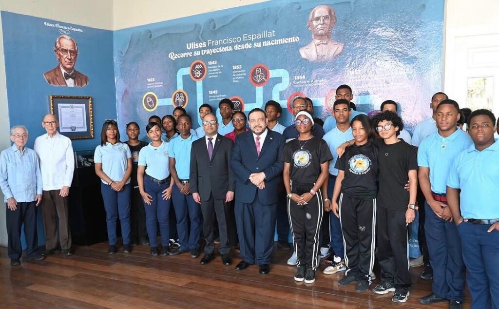 Inauguran exposición histórica en la Academia Dominicana de la Historia