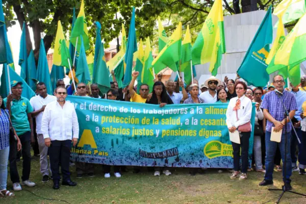 Frente amplio-alianza país