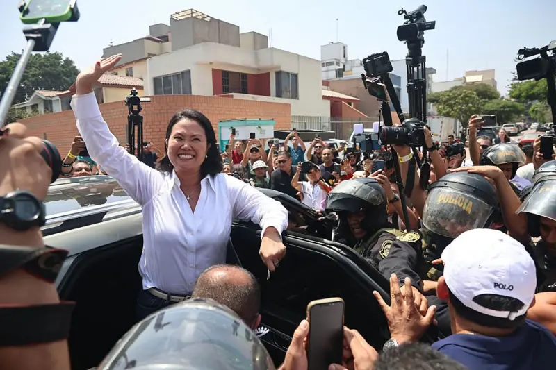 Con el 100% de las actas escrutadas, Keiko Fujimori y Roberto Sánchez se disputarán la presidencia de Perú el 7 de junio