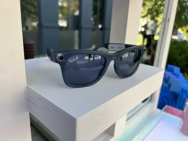 Fotografía de archivo de las gafas inteligentes de Meta.
