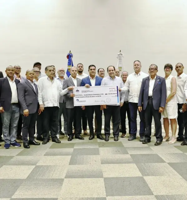 Gobierno entrega fondos