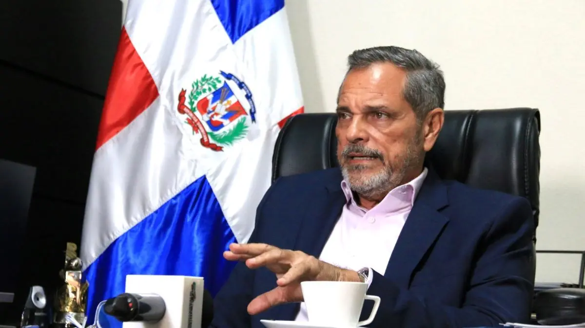 Junior Noboa reitera educación es vital para sana práctica del béisbol