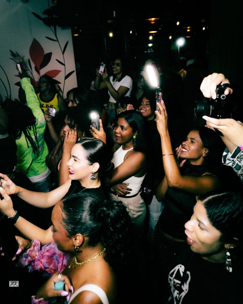 Latin Music Mondays & Vibras en Vivo presentan exitosamente “From Sessions to Stage”