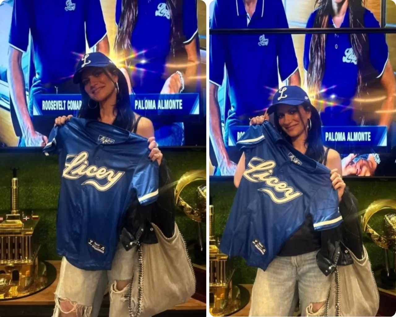 ¿Laura Pausini liceísta?: Visita al equipo azul luciendo sus colores