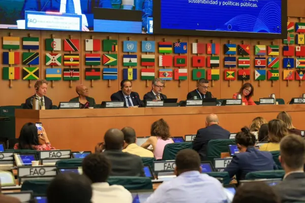 Ministro de Salud destaca avances en nutrición y seguridad alimentaria durante reunión con la FAO