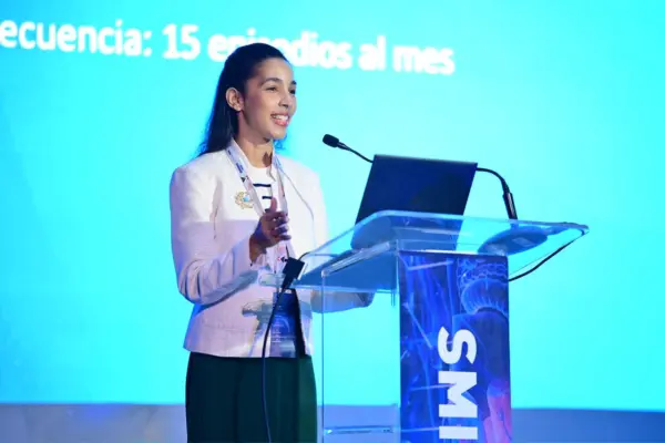 "No es normal vivir con dolor", advierte neuróloga Smailen Rodríguez sobre los dolores de cabeza frecuentes. Fuente externa.