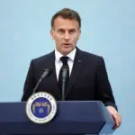 Macron está "harto de escenas de violencia inaceptables" vistas en festejos del PSG