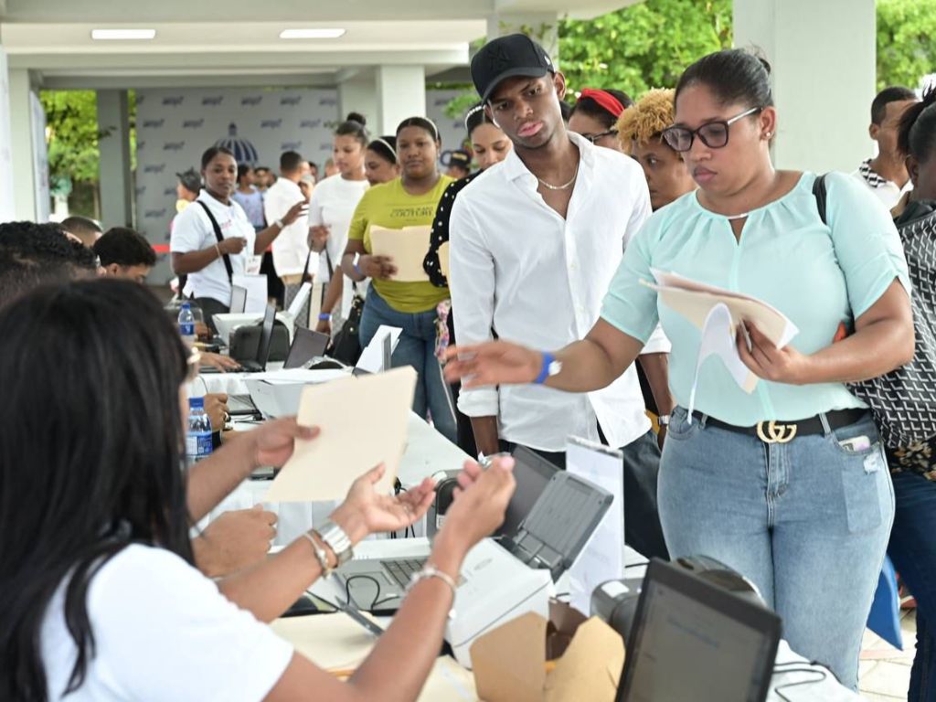 Empleo formal registra crecimiento de 3.21 %