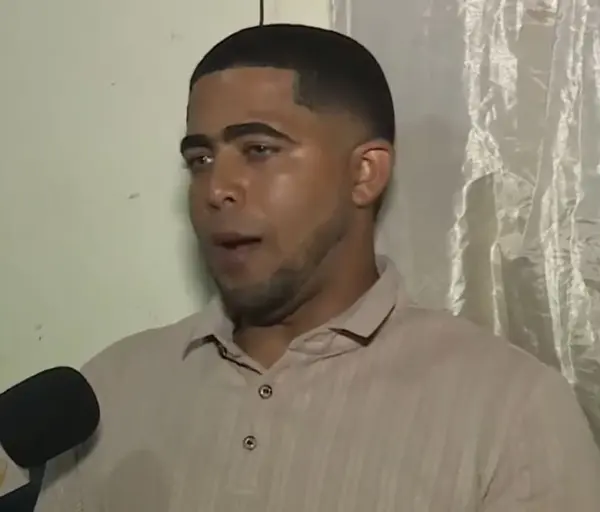 Randy Suarez padre de menor fallecida en Hospital Hugo Mendoza.