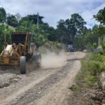 Reparan carretera La Jaiba–Güalete en Puerto Plata