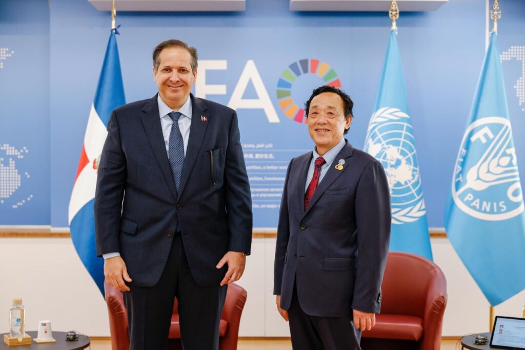 Ministro de Salud destaca avances en nutrición y seguridad alimentaria durante reunión con la FAO
