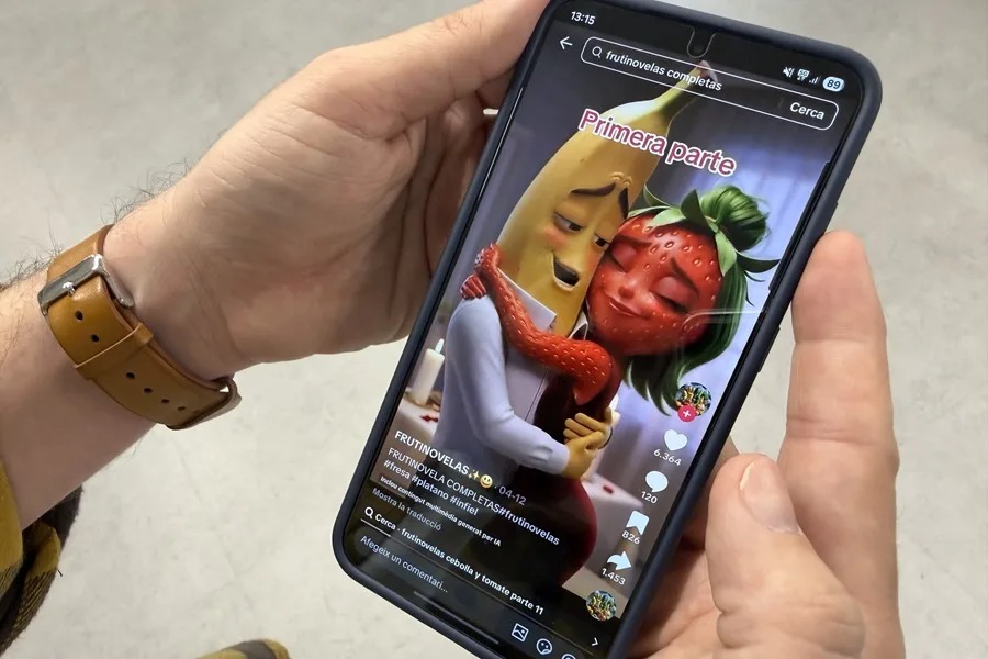‘Frutinovelas’: la IA reiventa el melodrama en redes con frutas y estereotipos machistas