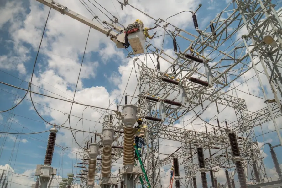 Santo Domingo. – ETED realizará mantenimientos preventivos en las subestaciones Embajador – Barra y Arroyo Hondo – Capotillo para fortalecer el sistema eléctrico