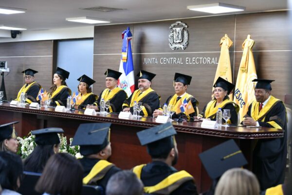 Graduación JCE