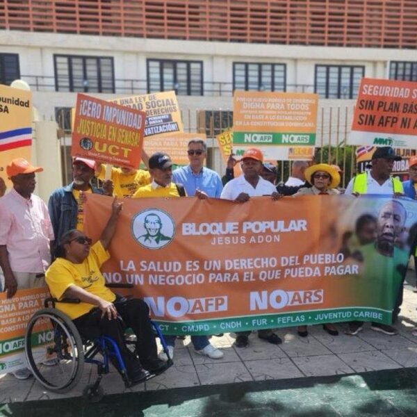 Frenta Amplio y organizaciones protestan