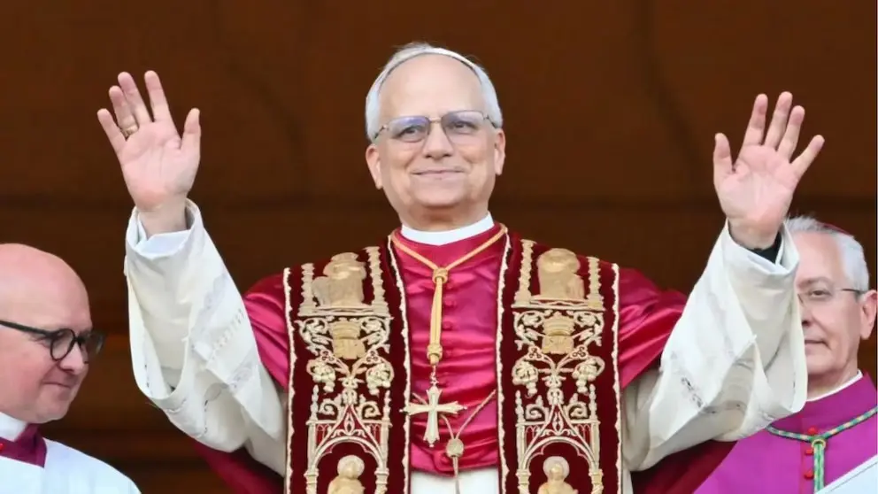 León XIV celebra su primer año de pontificado suplicando paz