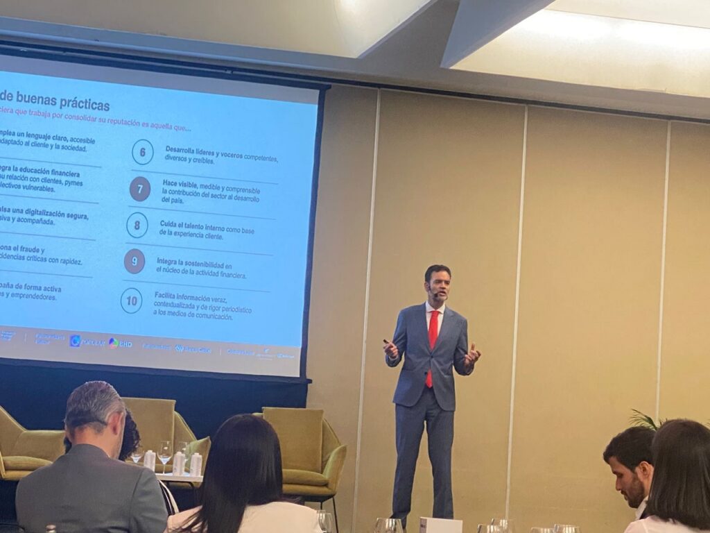 Inclusión financiera y ciberseguridad, principales retos de la banca dominicana