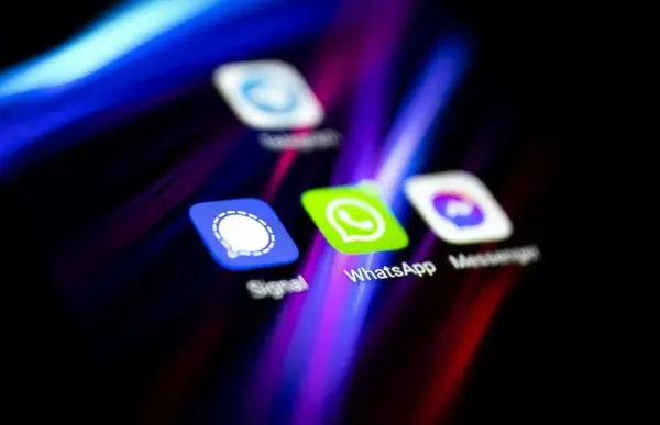 Fotografía de archivo de los logos de WhastApp, Messenger y otras aplicaciones.