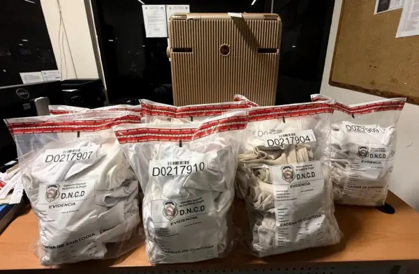 ropa-droga-cocaína