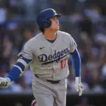 Shohei Ohtani conecta un jonrón al inicio del partido y reduce su efectividad a 0.73