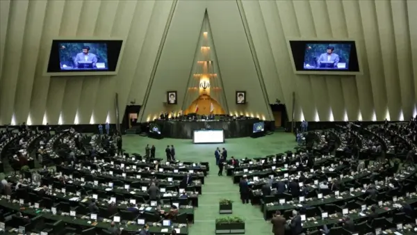 Parlamento Iraní