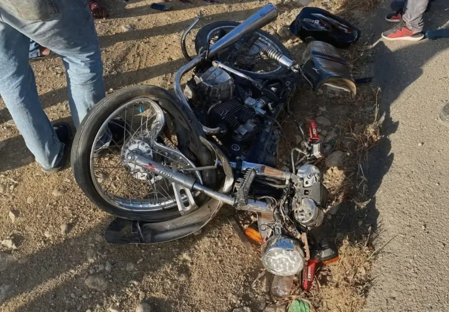 ¡Trágica! Ciudadano español muere tras impactar motocicleta contra un árbol en Yásica