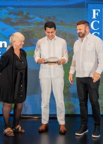 Las principales líneas de cruceros  estuvieron presentes.
