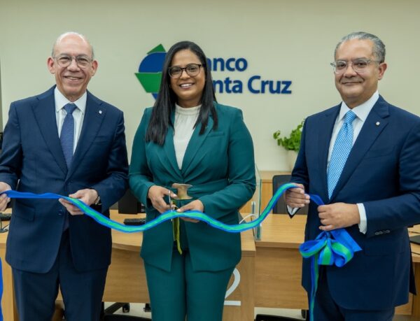 Fausto Pimentel, Yngrid Guzmán y Rafael Jiminián.
