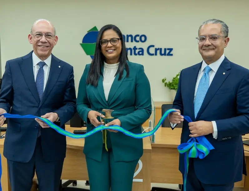 Fausto Pimentel, Yngrid Guzmán y Rafael Jiminián.