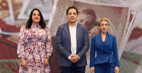 Rita Pla, Carlos Barranco y Dulce Marchena.