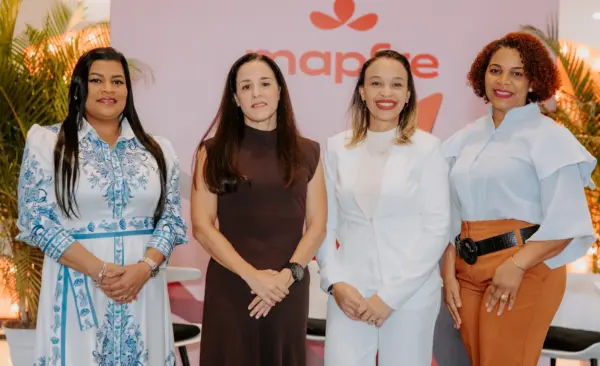 Yajahira Brea, Doris Alburquerque, Israelina Peña y Lissette García.