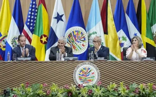 Los cancilleres se comprometen la estabilidad de la región.