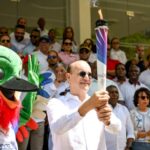 Antorcha de los Juegos Centroamericanos y del Caribe 2026 recibe excelente acogida en la Línea Noroeste y en Santiago
