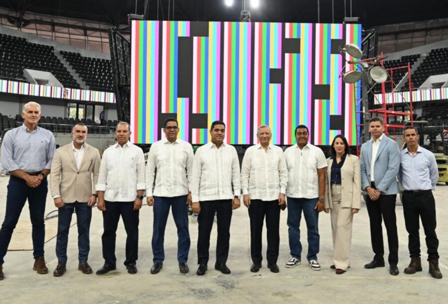 Aldo Leschhorn, Denis Lara, Garibaldy Bautista, Rafael Uribe, Kelvin Cruz, doctor Leonardo Aguilera, José Monegro, Alieska Diaz, Manuel Guerrero, Humberto Henríquez.