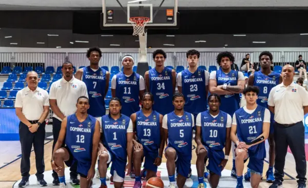 Integrantes de la selección de baloncesto masculina que estará en los Centroamericanos