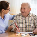Cambios biológicos asociados al alzhéimer inician finales 50 años