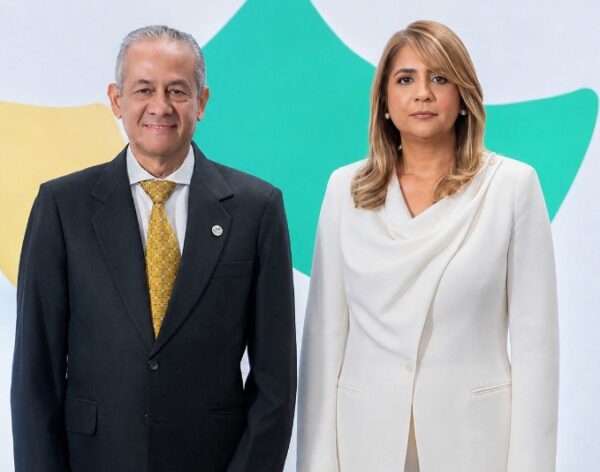 José Francisco Deschamps e Irlonca Tavárez.