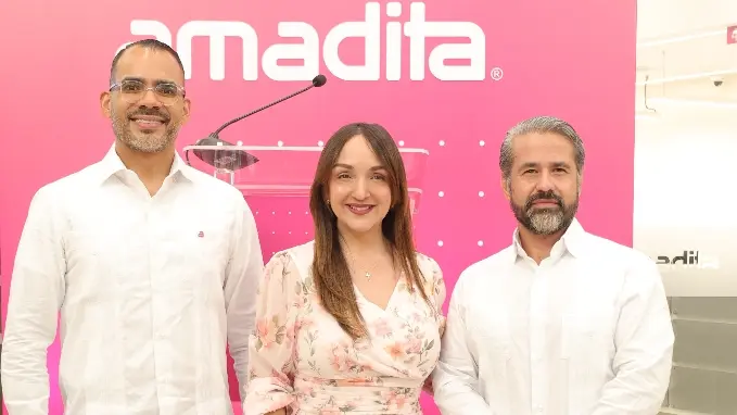 Ramón Grullón, Anny Castellanos y Giancarlo Sanguinetti Durand.