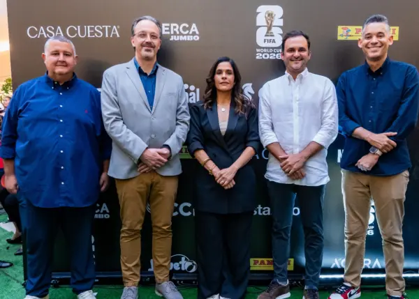 Jorge Allen Bauger, Hans Kuehn, Madelyn Martínez, Avelino Cuadra y Damaso García.
