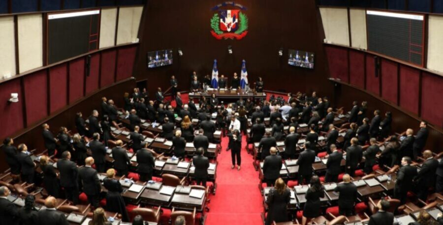 Algunos congresistas insisten  en que la normativa debe comenzar a aplicarse el 3 de agosto, como está establecido en el plazo.