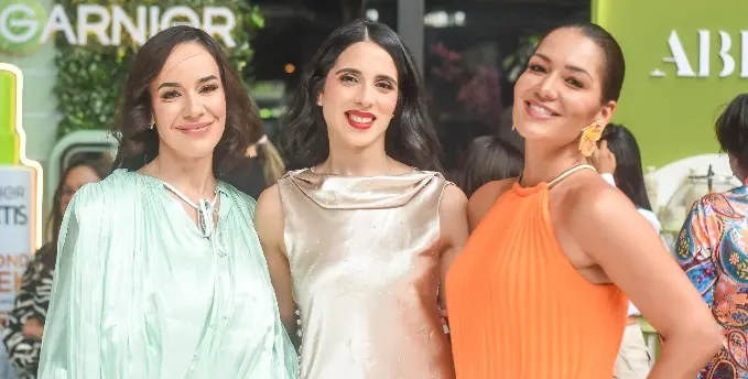 Sandra Palmett, Carolina Minaya y Tueska.